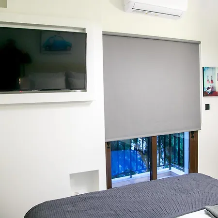 Mikel Angelo Hall דירה *