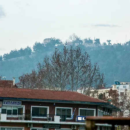Mikel Angelo Hall Appartement Serres