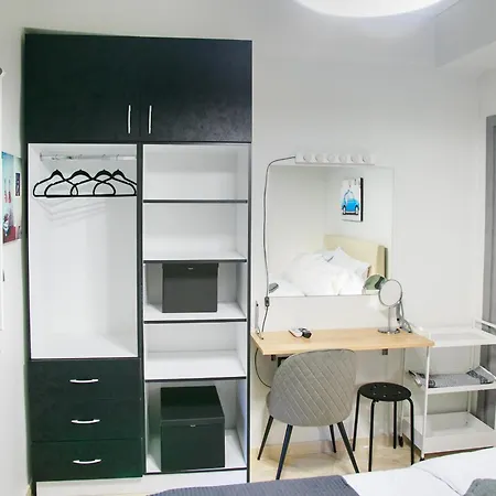 Daire Mikel Angelo Hall Serez