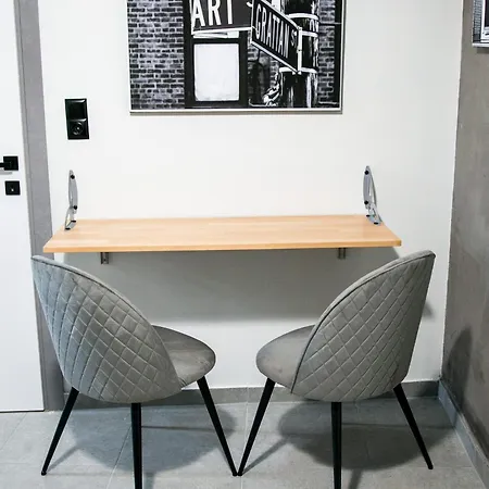 דירה Mikel Angelo Hall